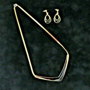 Vintage Trifari Necklace Earrings Fashion Jewelry